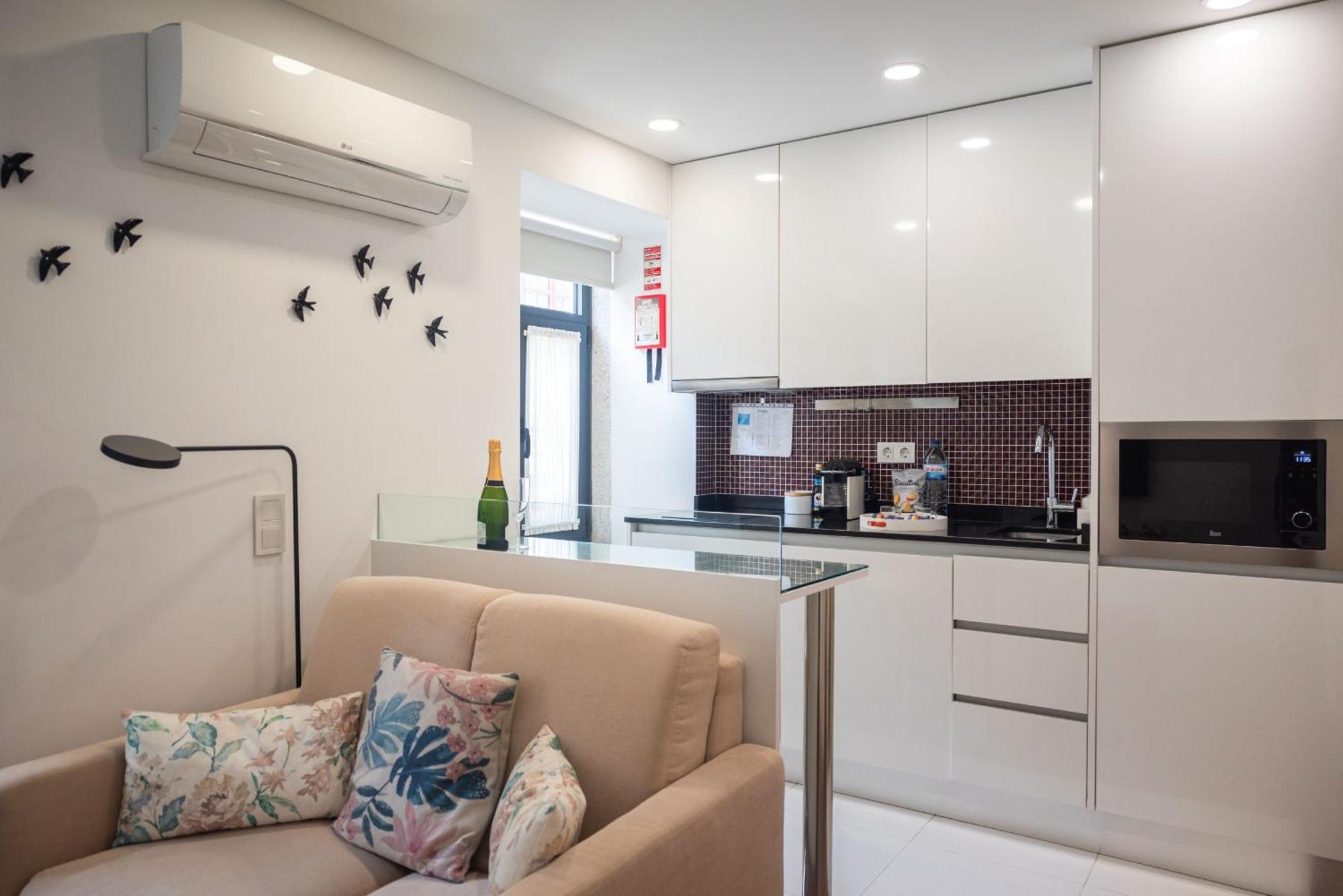 Central Luxury Apartment W Ac Downtown And Metro Порто Екстериор снимка