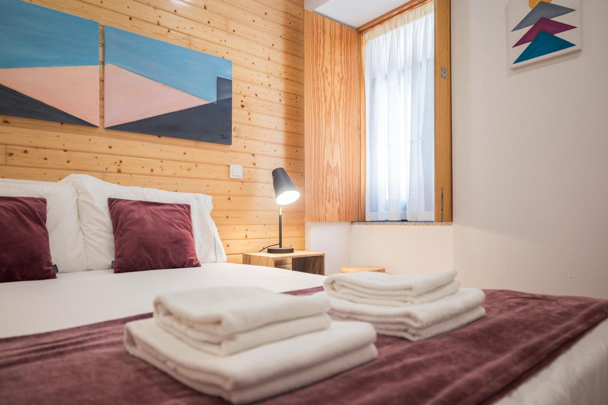 Central Luxury Apartment W Ac Downtown And Metro Порто Екстериор снимка