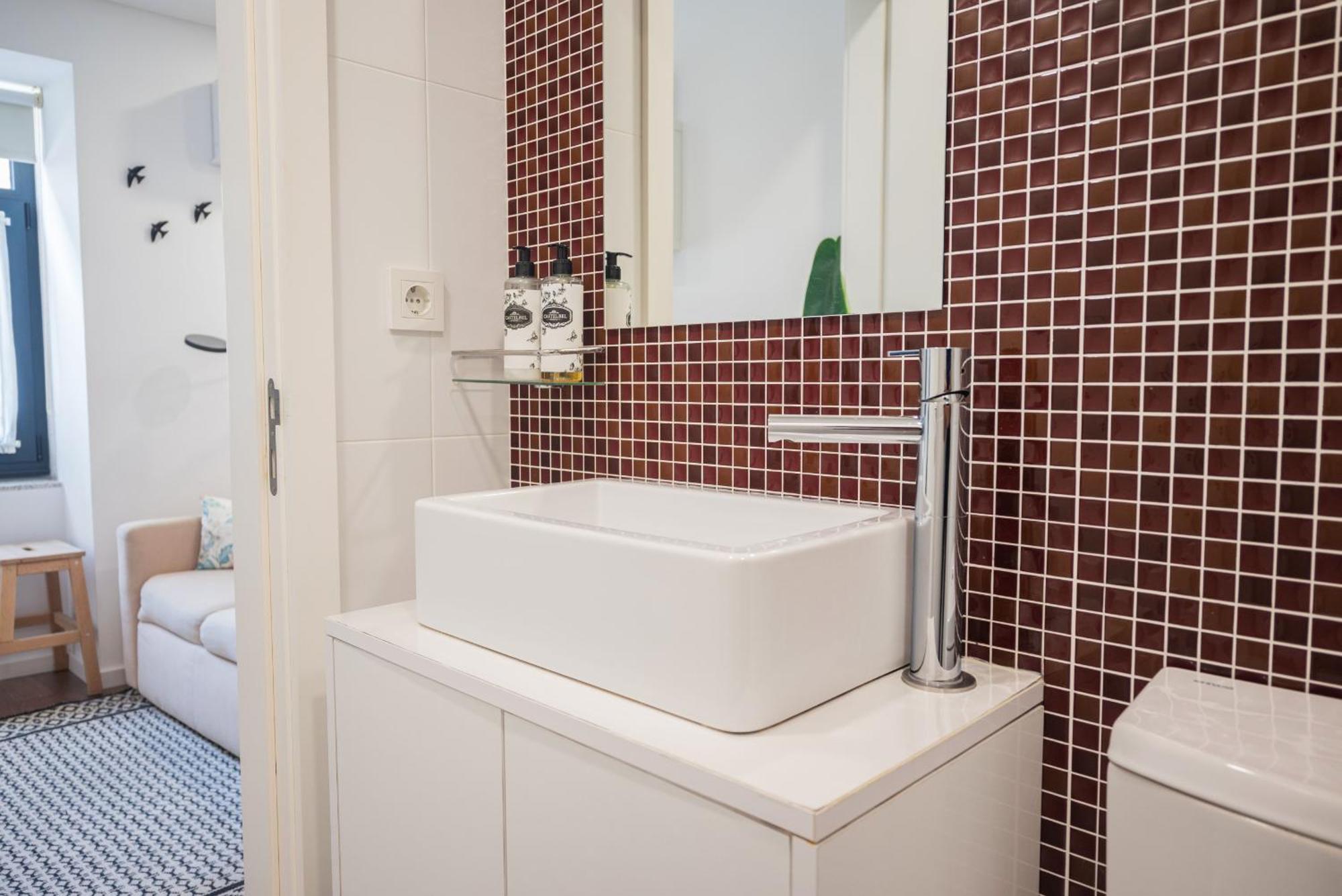 Central Luxury Apartment W Ac Downtown And Metro Порто Екстериор снимка