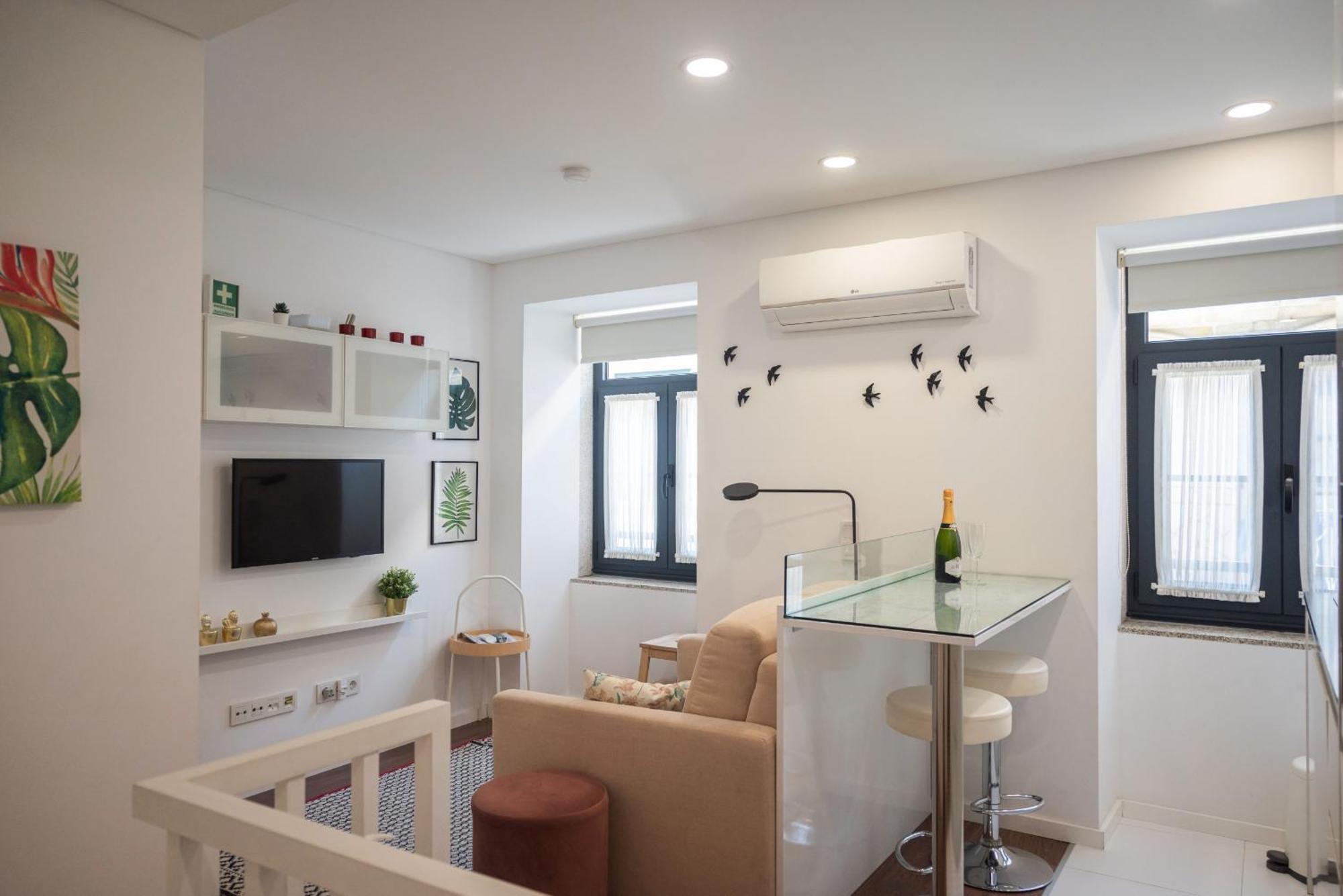 Central Luxury Apartment W Ac Downtown And Metro Порто Екстериор снимка